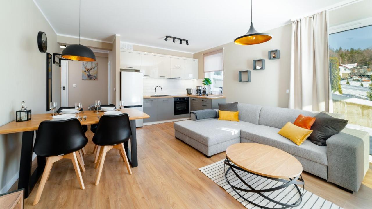 Apartamenty Everysky - Izerska 8 스클라르스카포렘바 외부 사진